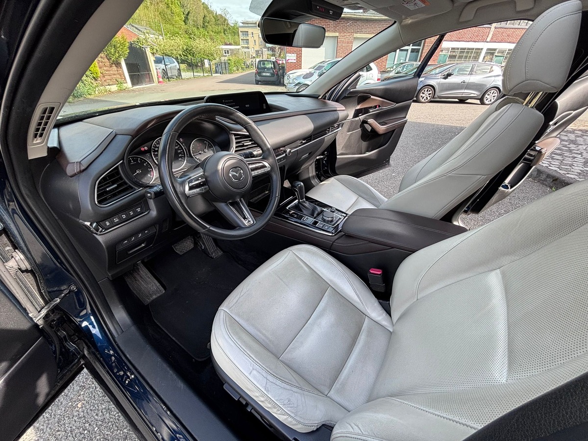 Mazda CX-30 2.0 e-SKYACTIV-X M-Hybrid EXCLUSIVE 186ch - Entretiens Mazda - Première main