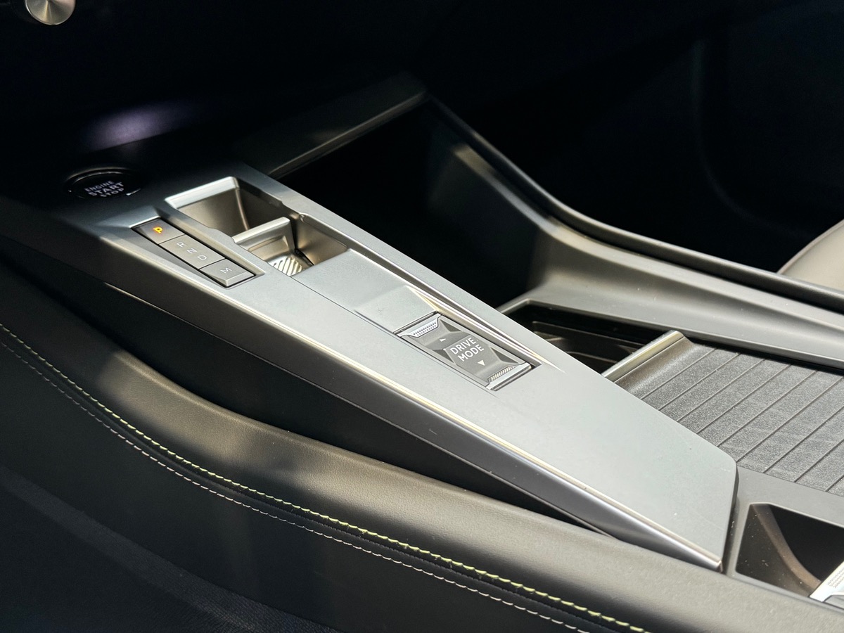 Peugeot 308 PHEV 180 e-EAT8 GT 1ERE MAIN TOIT OUVRANT PANORAMIQUE / FOCAL b
