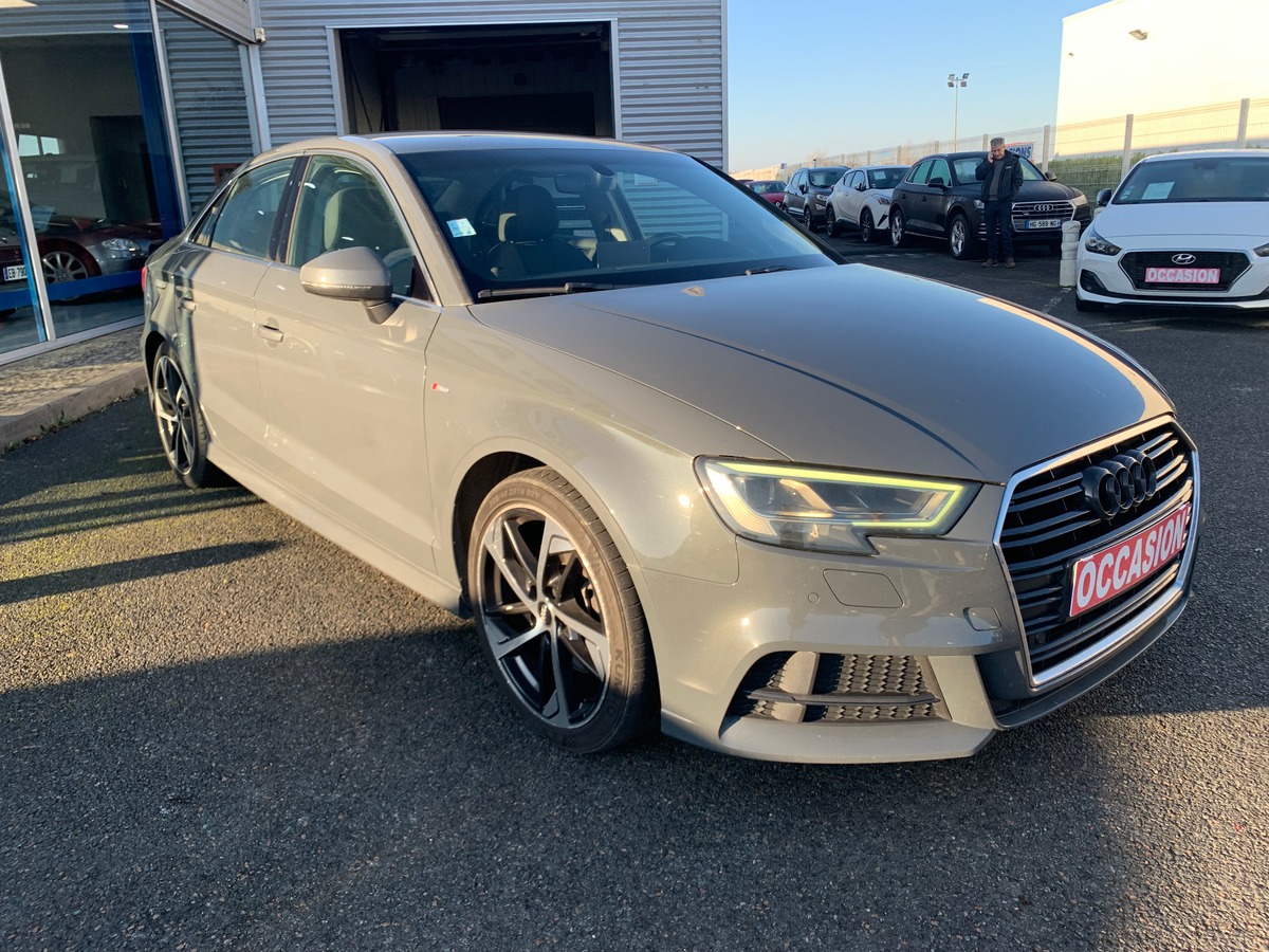 Audi A3 Berline 150 ch | Pack S-Line extérieur | Caméra recul | Clim automatique | Jantes Alu 18''