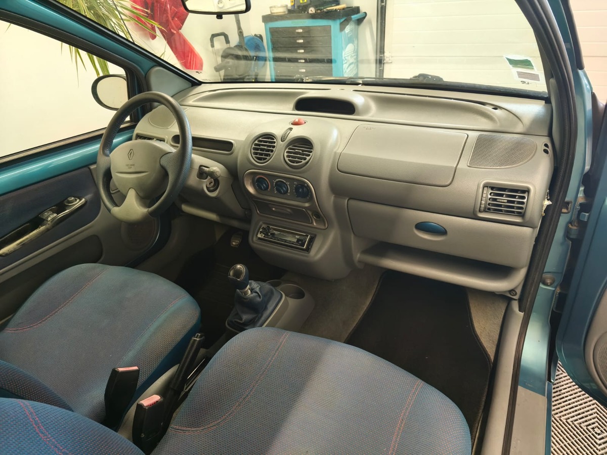 RENAULT Twingo Dynamique 1.2 16V 75ch distribution neuve - garantie 3 mois -