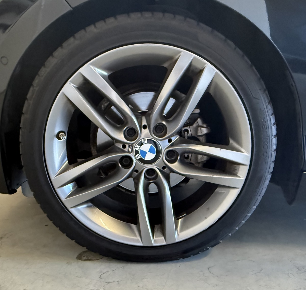 Bmw Série 1 116d M SPORT  /BVA8 STEPTRONIC /CUIR /SIÈGES CHAUFFANTS / GPS /CAMÉRA
