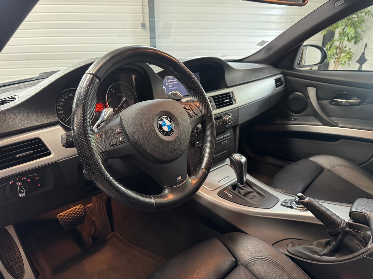 Bmw Série 3 E92 335 DA 286 SPORT DESIGN PACK M