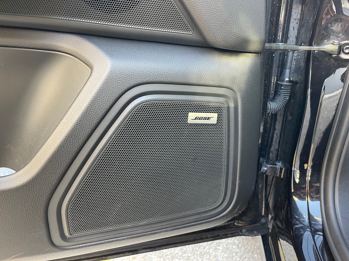 Porsche Macan 2.0 245 CV AWD / Pack Chrono / Toit Ouvrant / Pack Black /Echappement Sport/Jantes 911