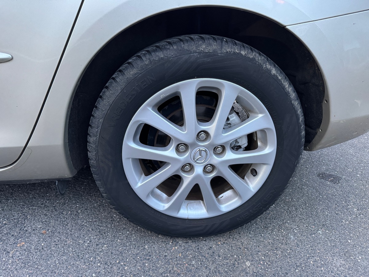 Mazda 3 1.6i ACTIVE