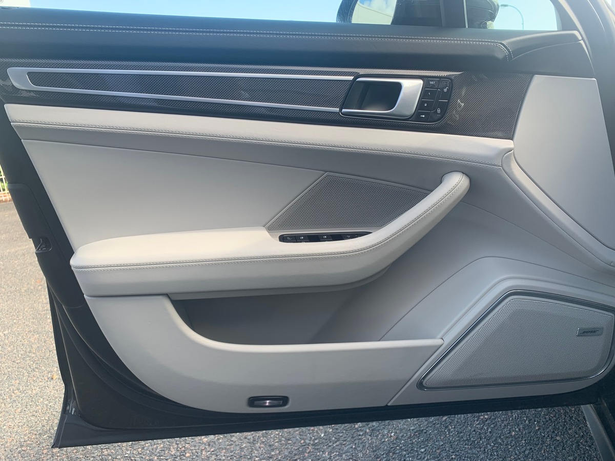 Porsche Panamera 462 | V6 | 4 E-HYBRID | Caméra | Apple car play | GPS | GARANTIE PORSCHE APPROVED