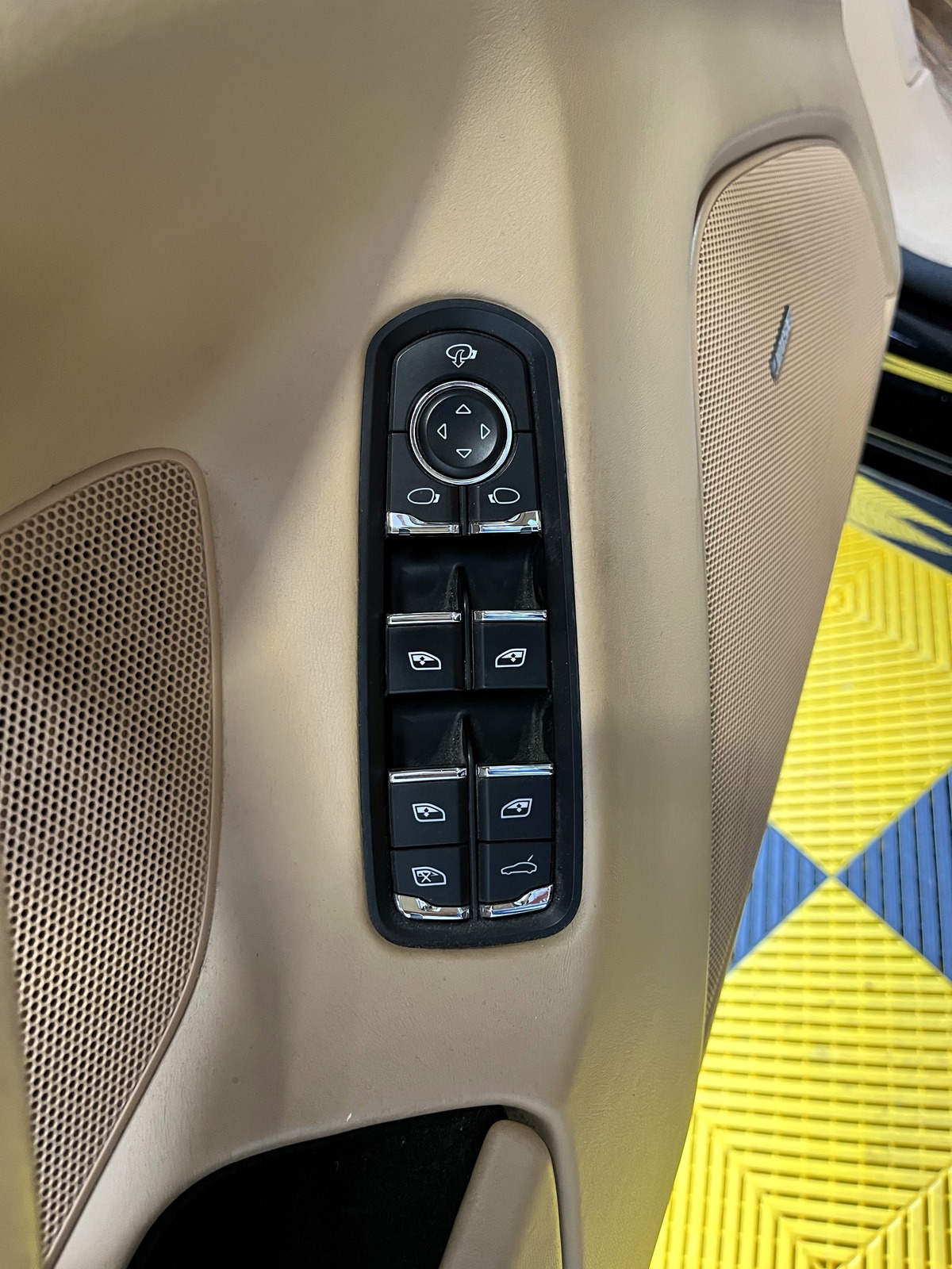 Porsche Panamera 4S 4.8 V8 400 PDK