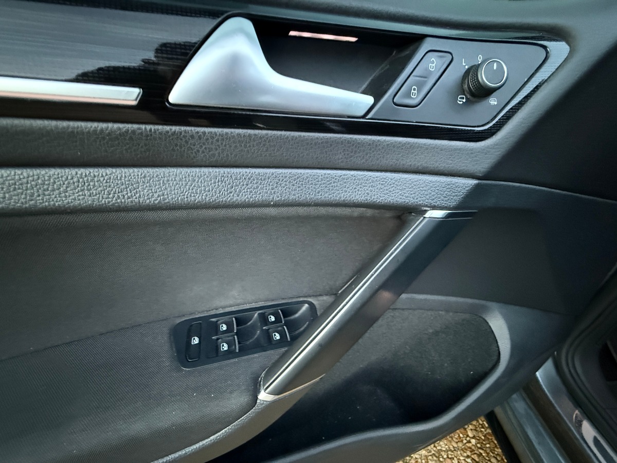 Volkswagen Golf 1.5 TSI R-LINE - STAGE 1