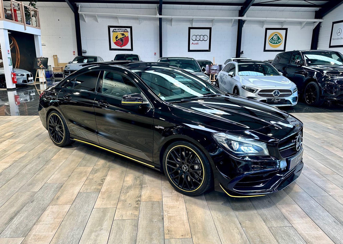 Mercedes-Benz CLA (2) 45 AMG 381 Yellow Night Edition 4Matic 7G-DCT Full