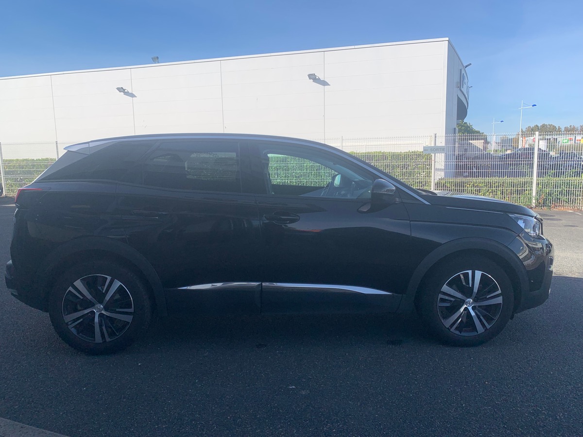 Peugeot 3008 130 chevaux | Allure | Caméra de recul | Régulateur de vitesse | Capteur d'angle mort