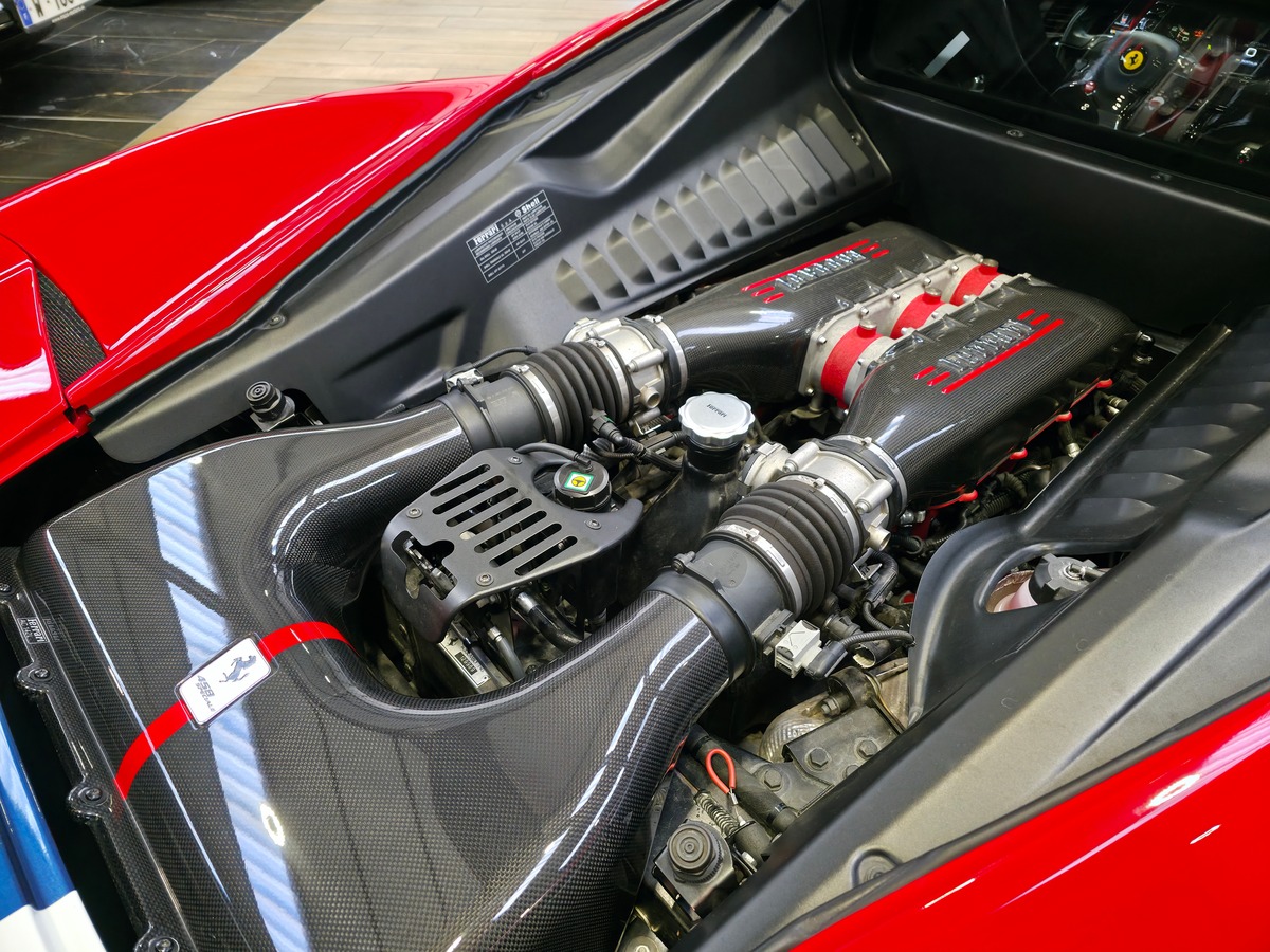 Ferrari 458 SPECIALE 4.5 605 ORIGINE FRANCE // ROSO CORSA /  BANDES NART / HARNAIS A