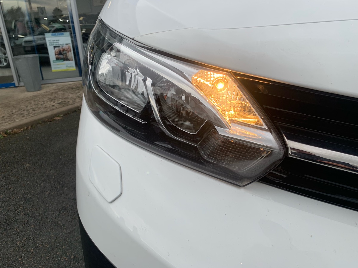 Toyota ProAce 180 ch | Business access | TVA Récupérable | 3 Places | Apple car play Android auto