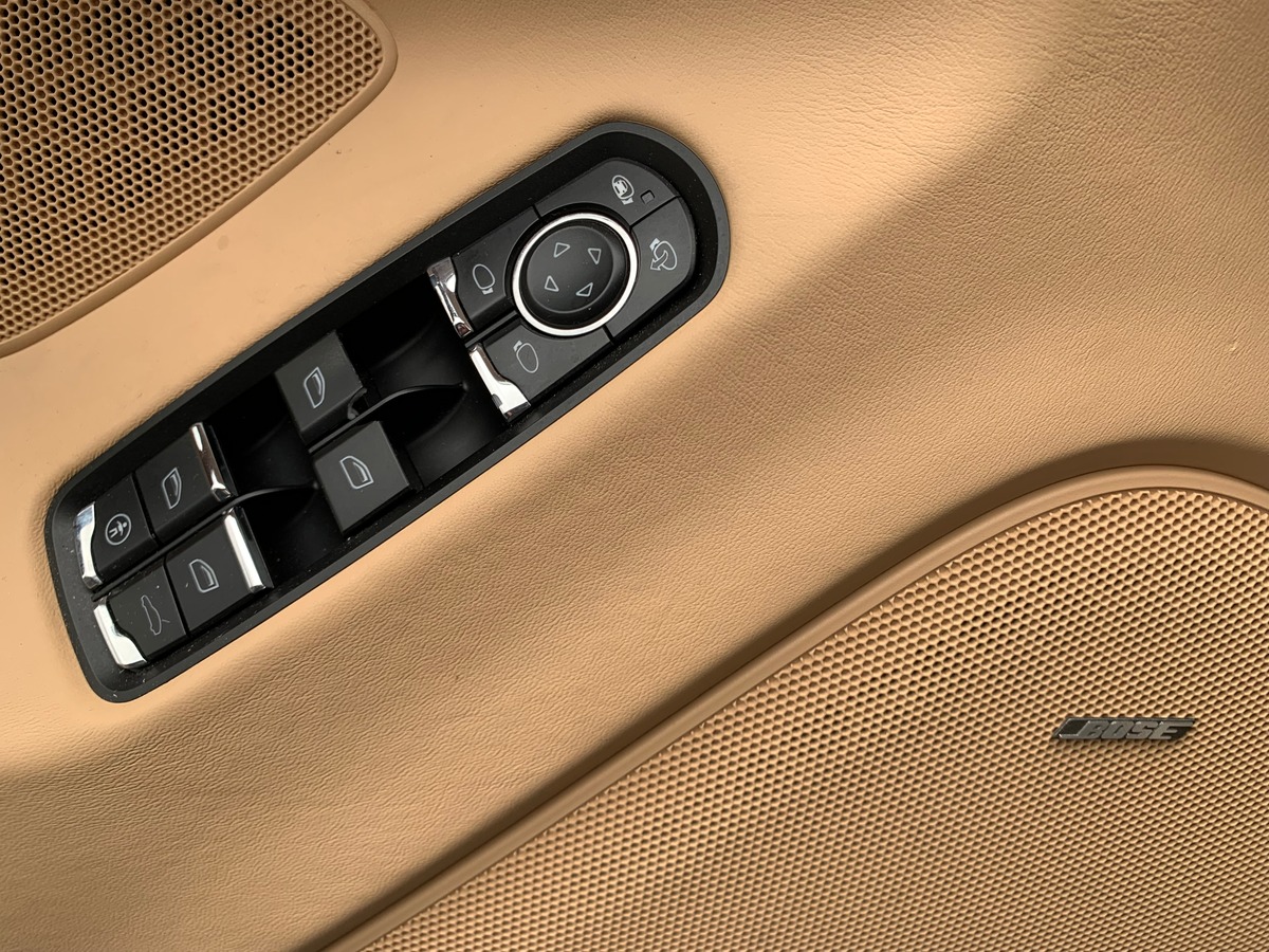 Porsche Panamera 380 ch | S Hybrid | Toit ouvrant | Mode Sport Plus | Siéges chauffants | Radars