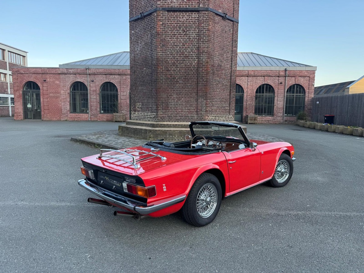 Triumph TR 6 Overdrive cabriolet 1976 - conduite à gauche