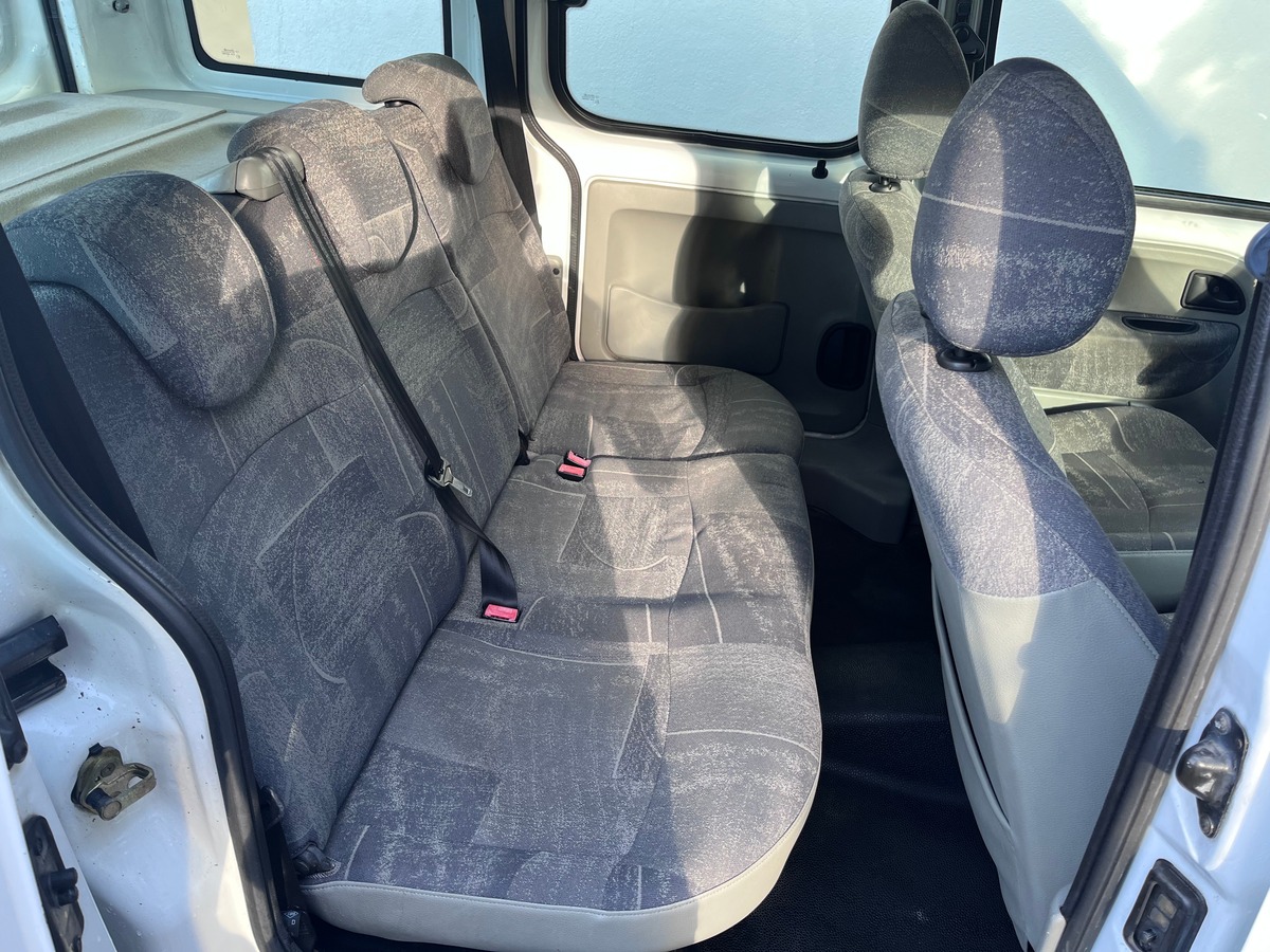 RENAULT Kangoo 1.5 dCi 65 ch Diesel