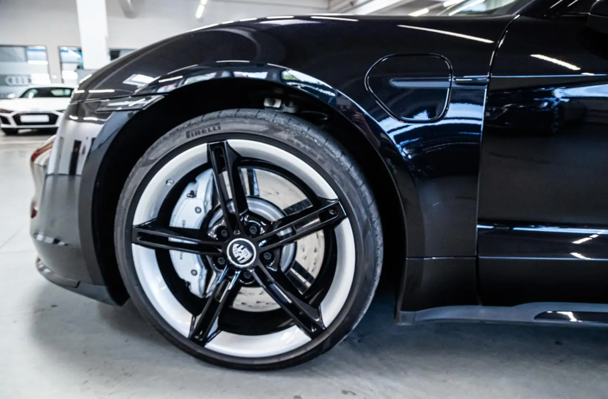 Porsche Taycan 680ch Turbo/Bose