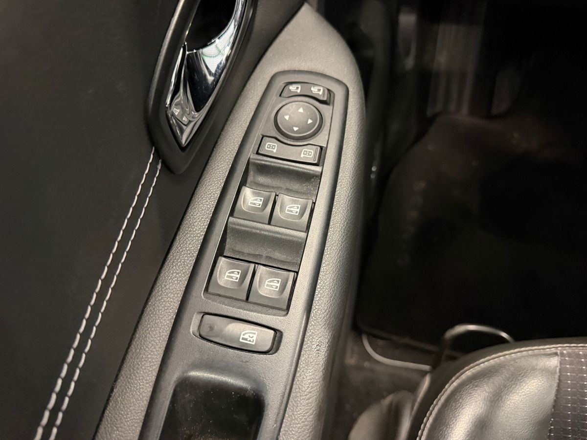 RENAULT Megane Scenic 1.9 dci EDC Bose 1ere Main / Kit distribution Ok