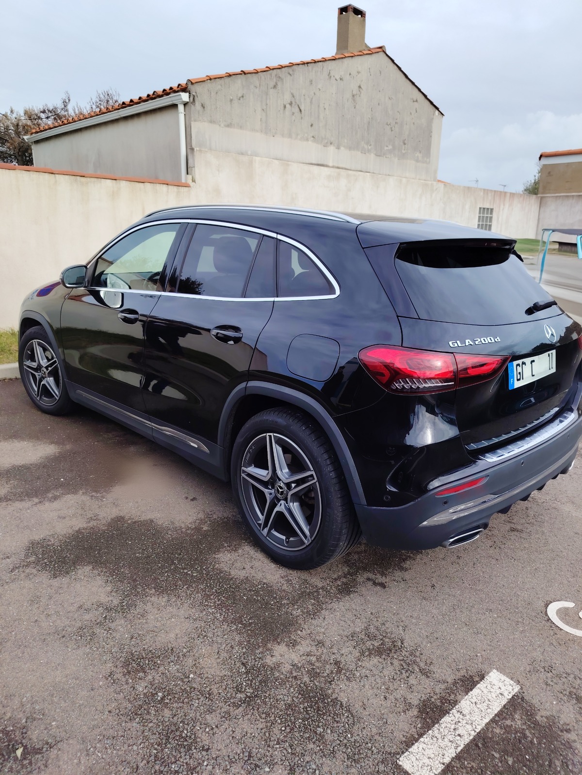 Mercedes-Benz GLA 200 d AMG LINE 8G-DCT