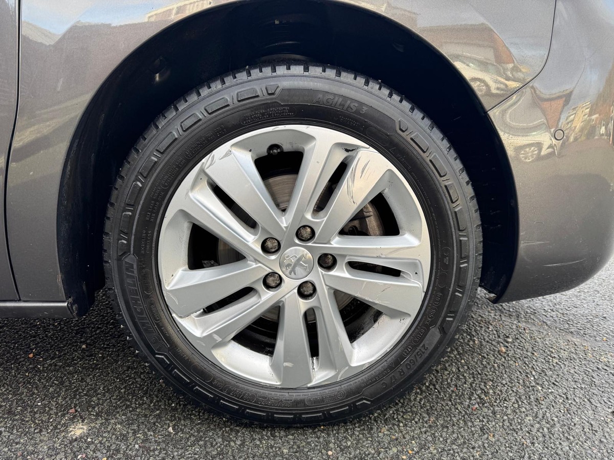 Peugeot Expert 2.0 blue-hdi 177cv EAT8 Fourgon Long - Première main