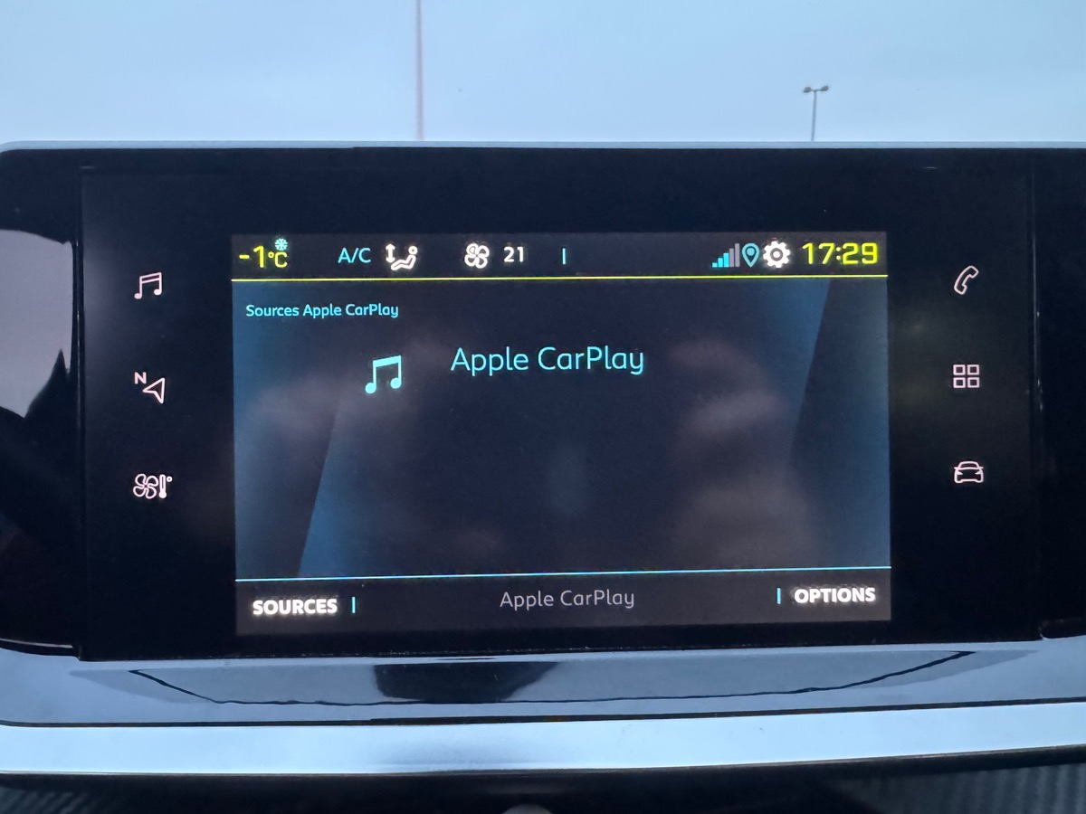 Peugeot 208 136 ch | Style | Démarrage sans clé | Régulateur de vitesse | Peugeot i-Cockpit