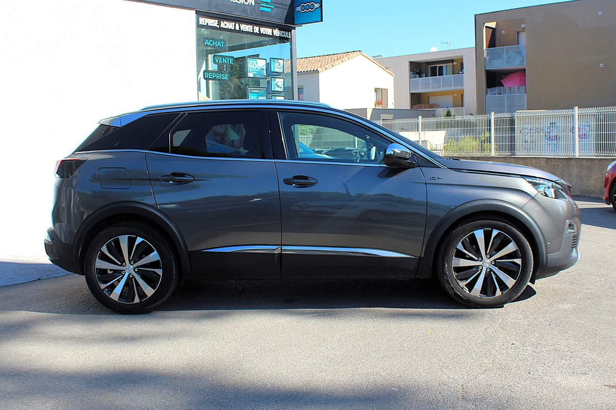 Peugeot 3008 II 2.0 BLUEHDI 180 ch GT EAT6 + CARPLAY + CUIR
