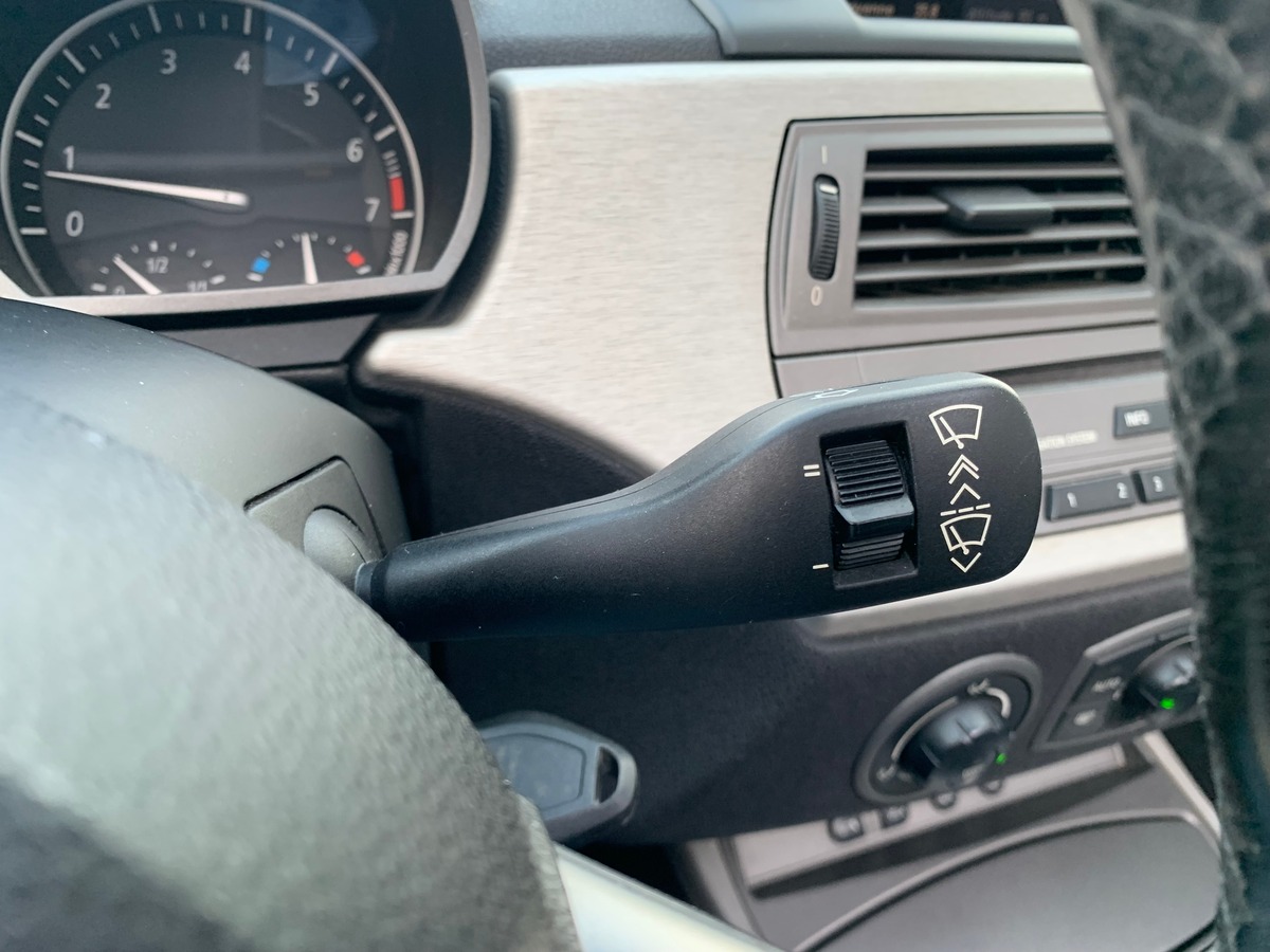 Bmw Z4 231 ch | 3.0L | Roadster | Cuir | GPS | Radar de recul | Climatisation | Pack Nord