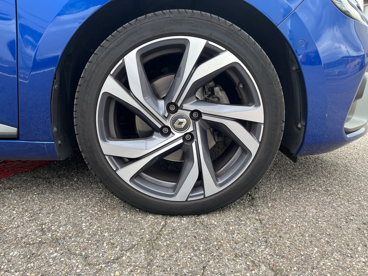 RENAULT Clio V 1.3 TCE 130 FAP RS LINE EDC, Sièges cuir chauffants, Caméra 360°, EasyLink 9,3"