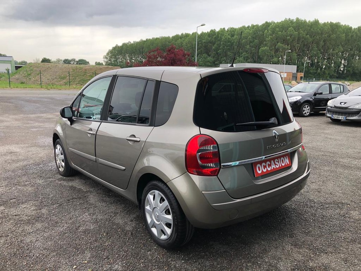 RENAULT Modus grand 1.5 dci - 85