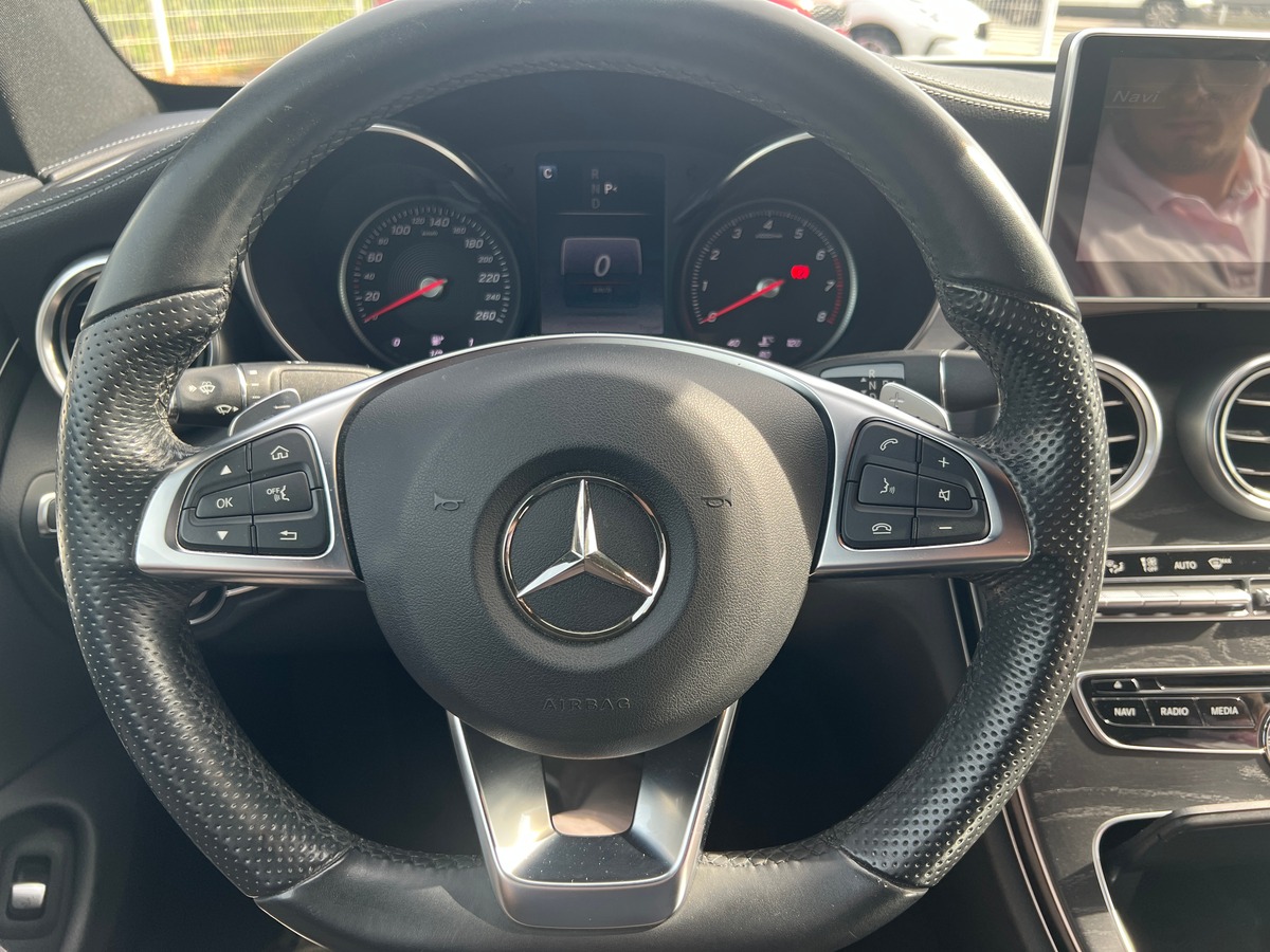 Mercedes-Benz Classe C 156 chevaux | AMG LINE | Caméra recul | Apple car play | Sièges électrique