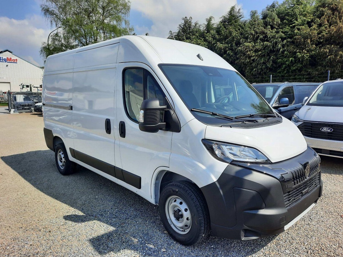 Peugeot Boxer Fg FOURGON 333 L2H2 2.2 BLUEHDI 140CH M6 CONFORT