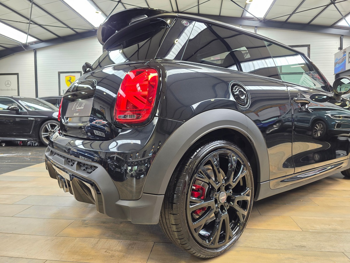 Mini Mini JCW III JOHN COOPER WORKS 1to6 EDITION // EDITION LIMITEE 999 EXEMPLAIRES MONDE