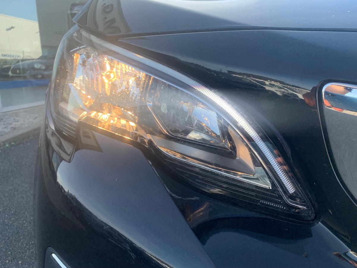Peugeot 3008 130 chevaux | Allure | Caméra de recul | Régulateur de vitesse | Capteur d'angle mort