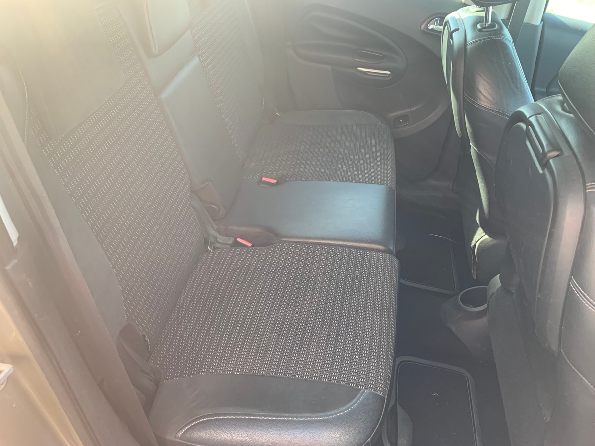 Citroën C3 Picasso 90 chevaux | Régulateur de vitesse | Climatisation | Attelage | Radar arriére