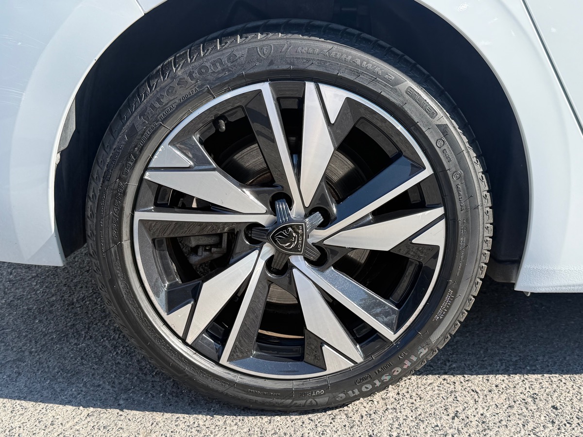 Peugeot 308 PHEV 180CH E-EAT8 ACTIVE PACK / 1 ERE MAIN