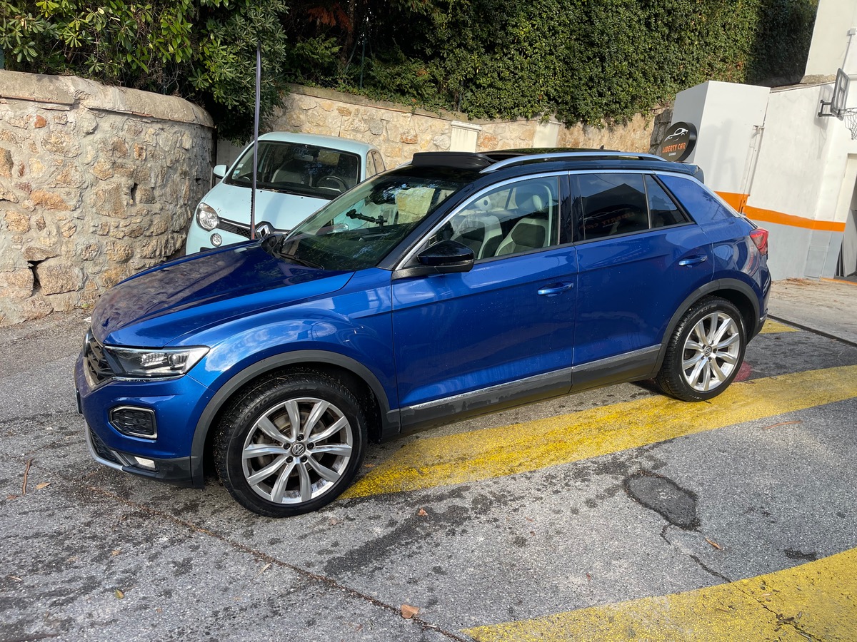 Volkswagen T-Roc 2.0 TSI 190 CV 4MOTION/ Toit Ouvrant / Carplay / Virtual /Finition Carat