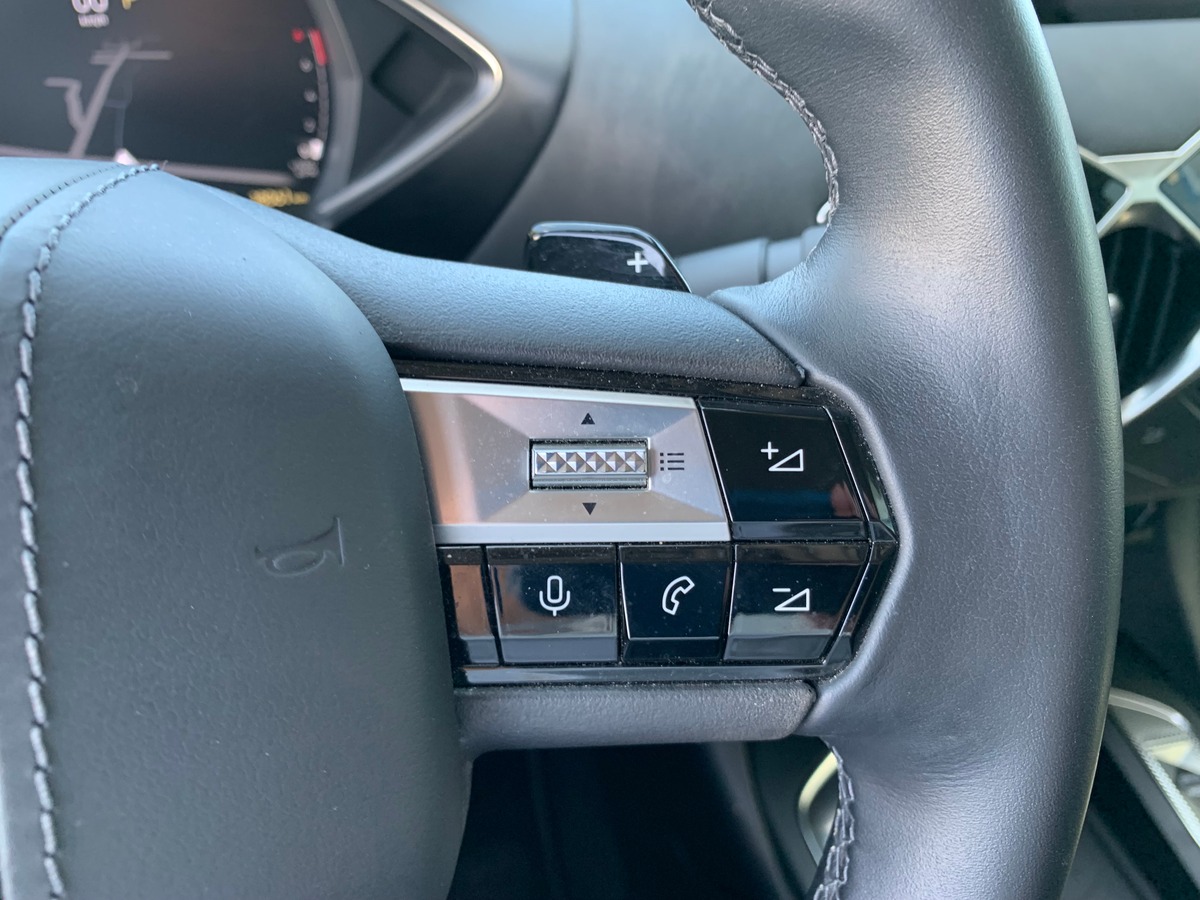 DS DS 3 130 | Crossback | Opéra | Caméra recul | GPS | Siéges chauffants | Avertisseur angles morts