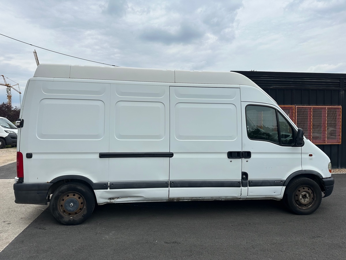 RENAULT Master 2.2 DCI 90ch /L2H2 