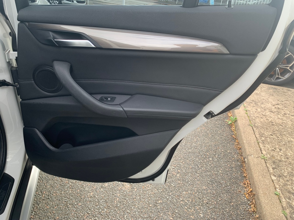 Bmw X1 115 chevaux | X-Line | Caméra de recul | Sièges chauffants | Régulateur de vitesse | GPS