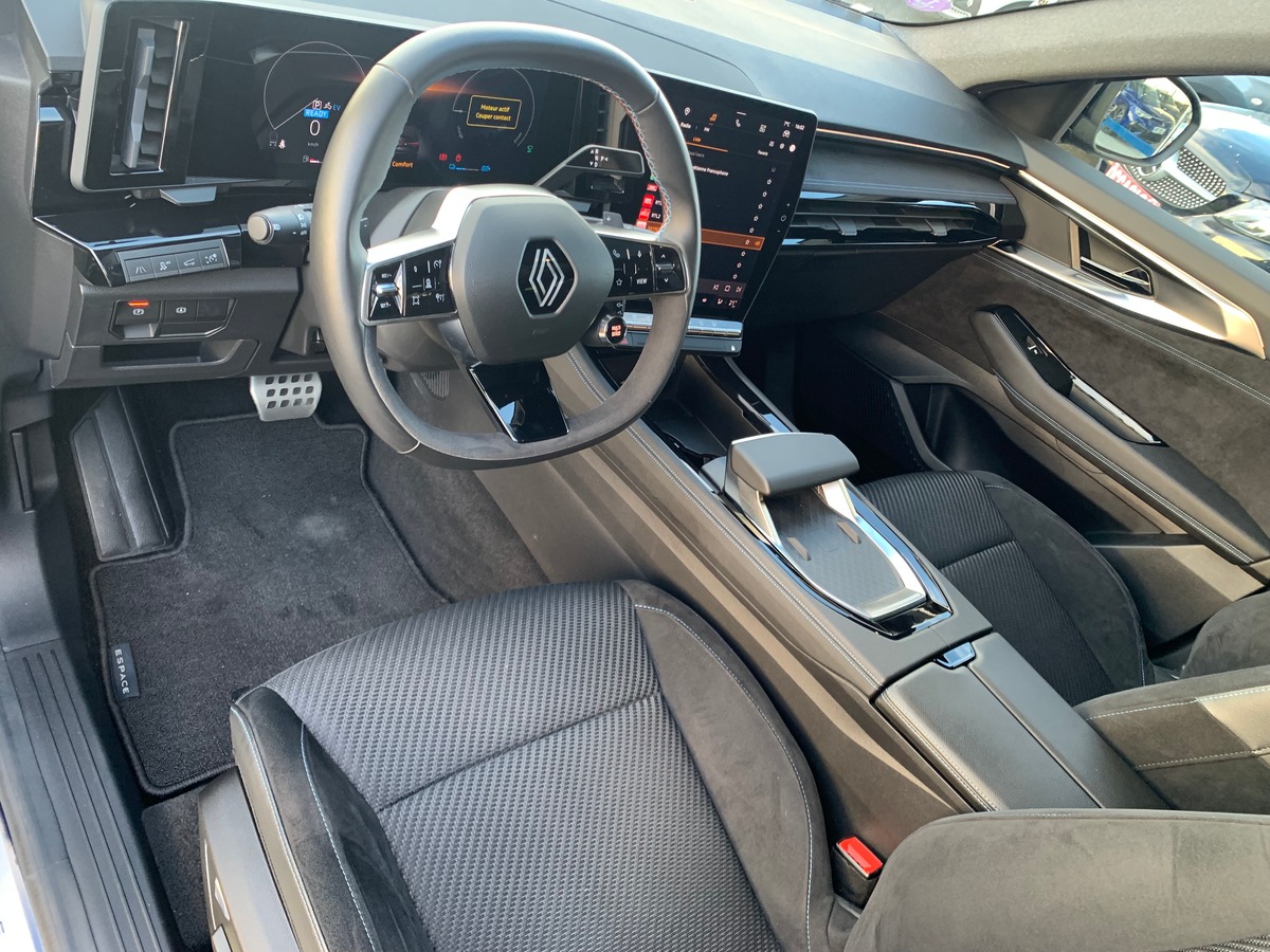 RENAULT Espace 200 | E-TECH | Esprit Alpine | 7 Places | Caméra de recul | Pack Advanced Driving