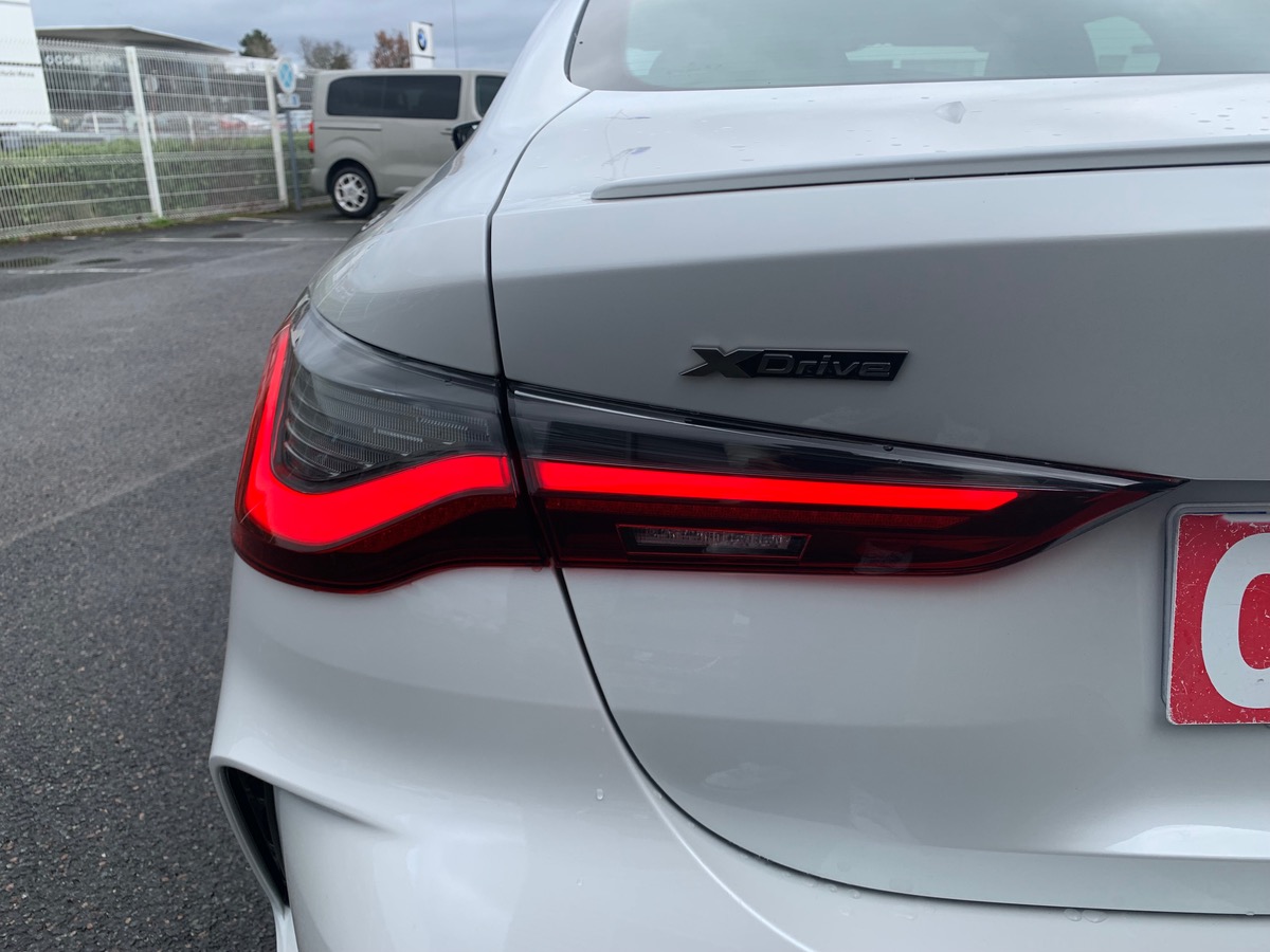 Bmw Série 4 Coupé 374 ch | M440i xDRIVE | Toit ouvrant | Palettes changement vitesses au volant
