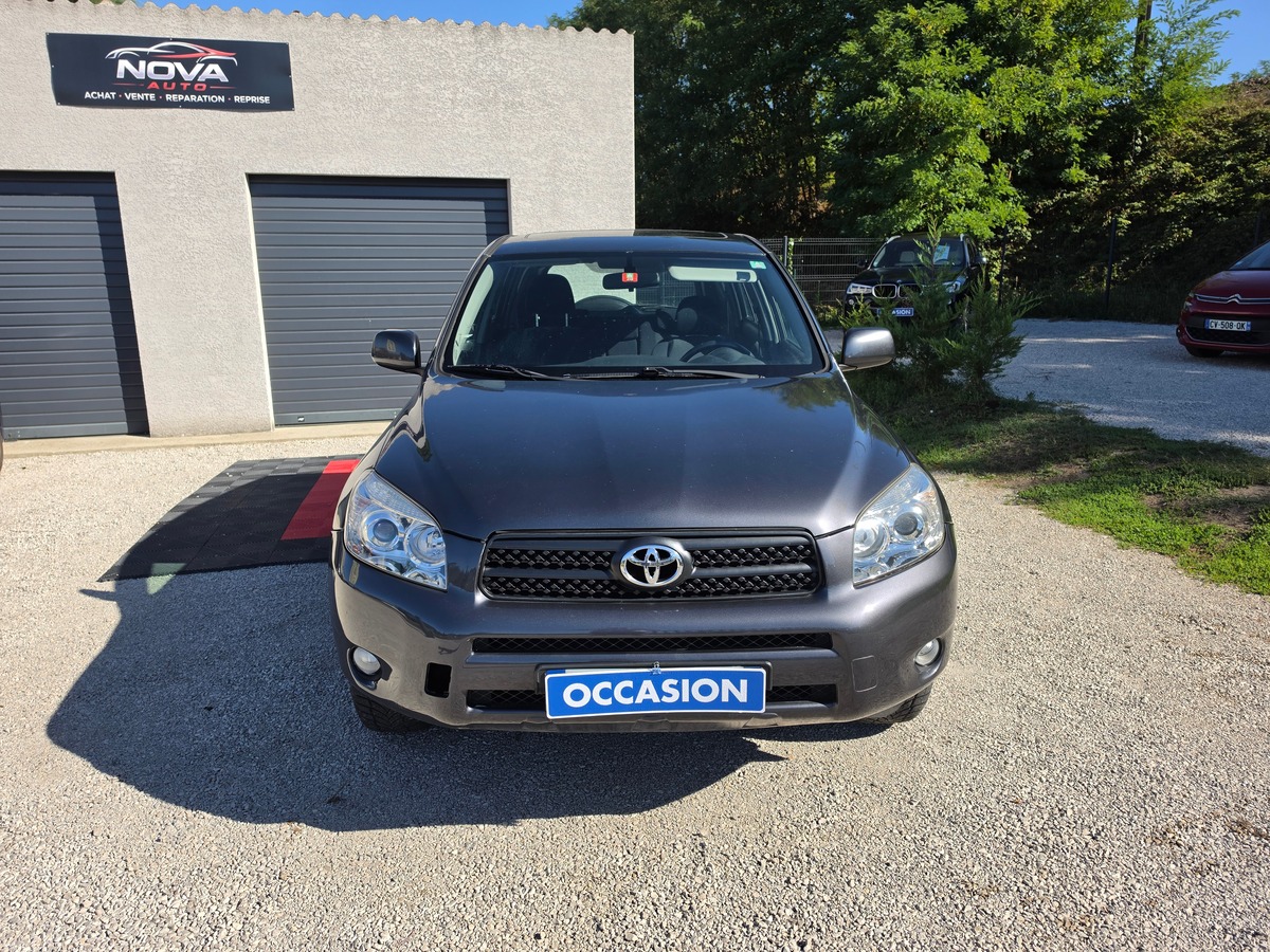 Toyota RAV4 136 D-4D - Garantie 12 Mois -