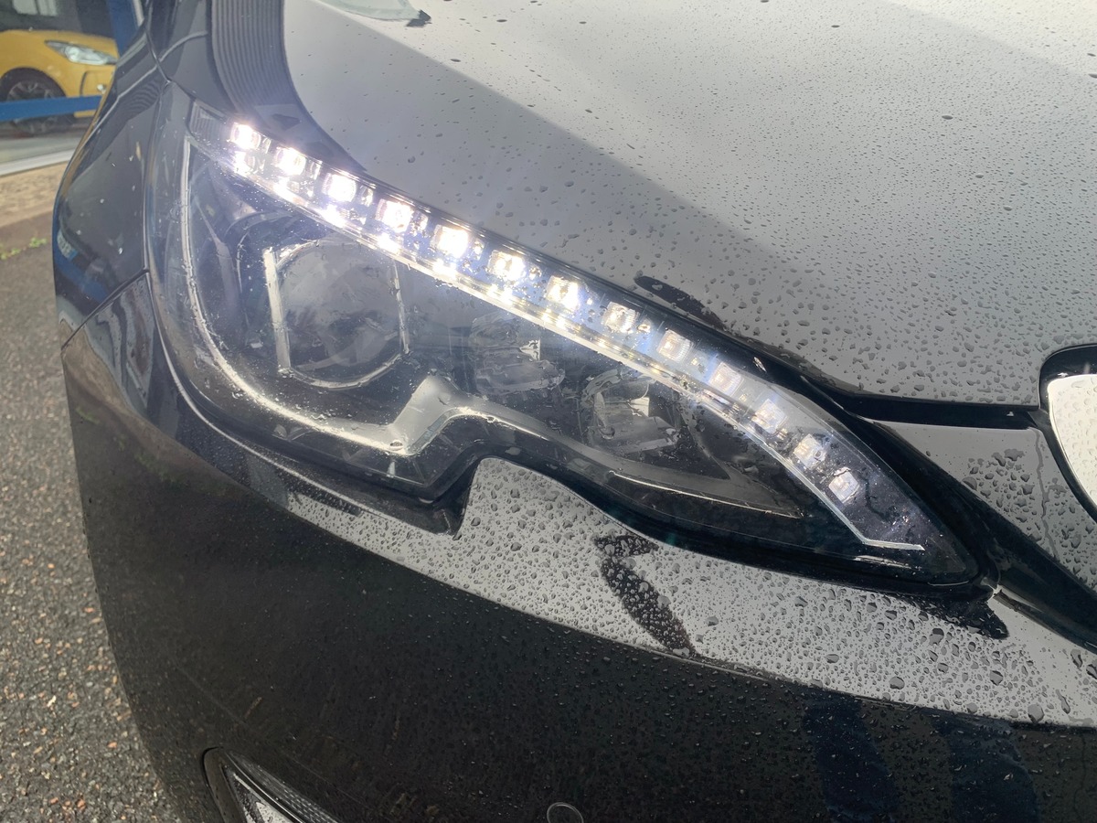 Peugeot 308 180 chevaux | GT | Toit panoramique | Caméra de recul | Régulateur de vitesse | GPS
