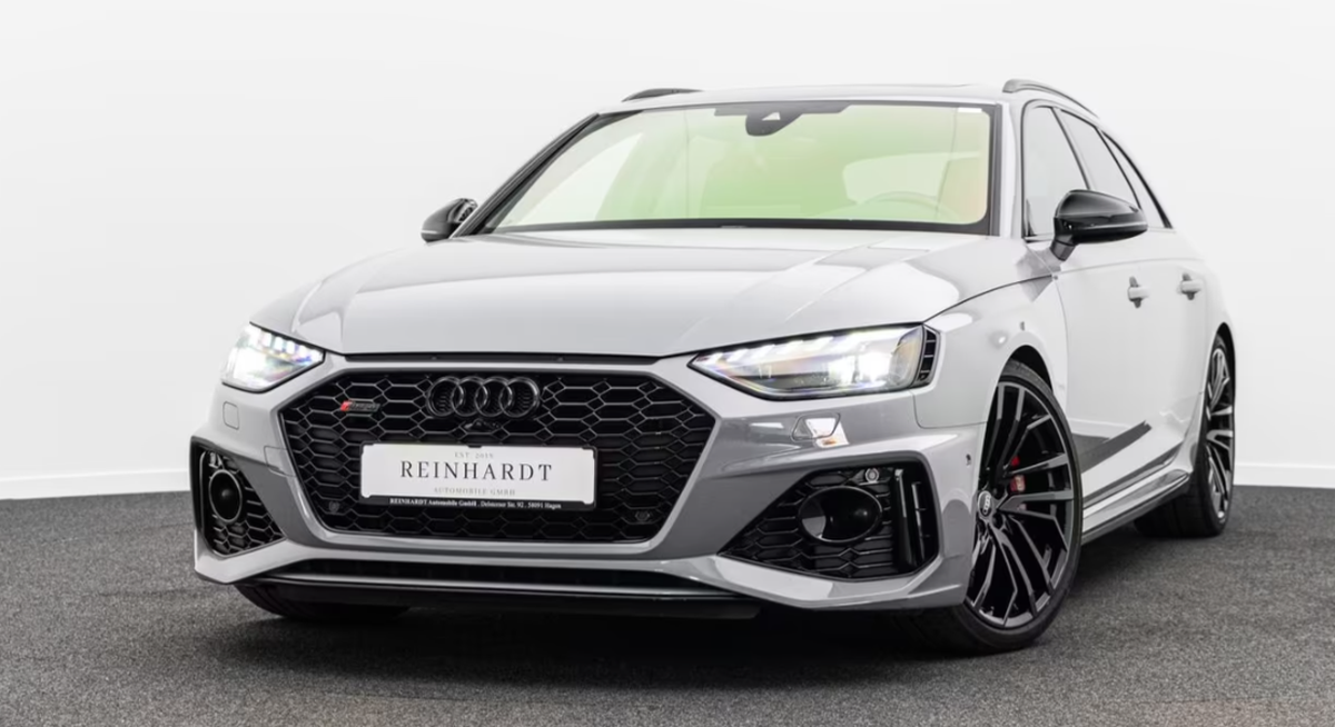 Audi RS4 V 2.9 V6 TFSI 450ch quattro tiptronic 8