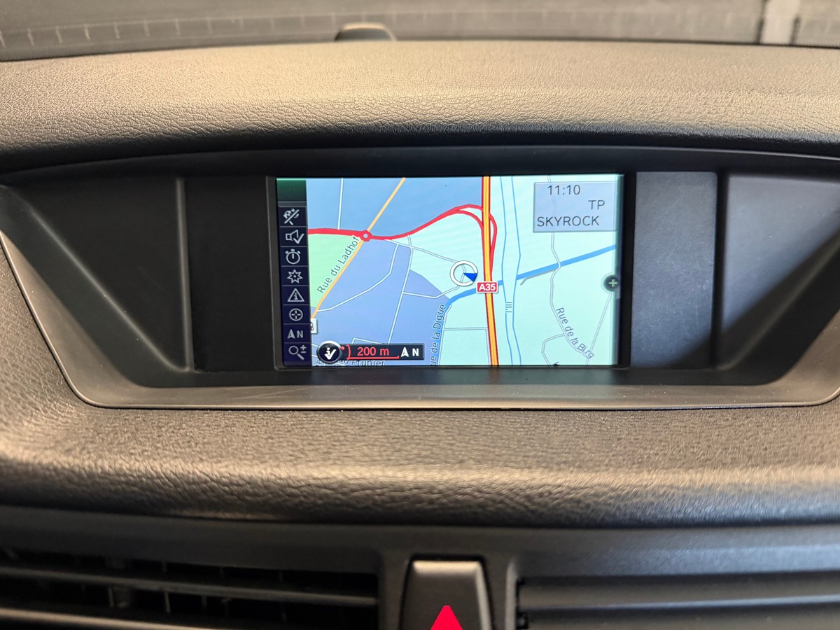 Bmw X1 E84 xdrive18 2.0 143 CV / 1er Main / GPS / Radar de stationnement Av / Ar