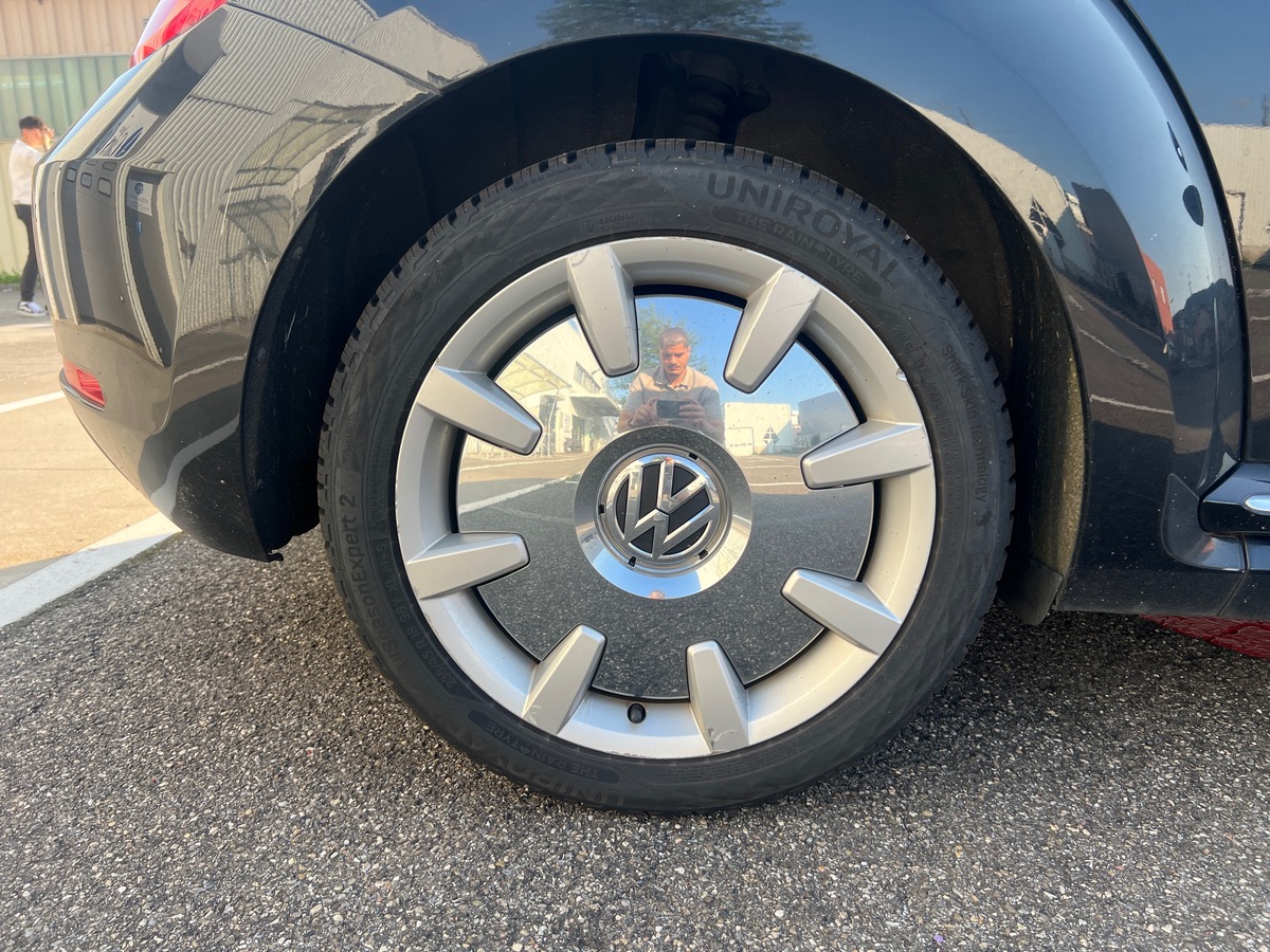 Volkswagen Beetle VINTAGE 1,2L  105cv, SUIVI COMPLET, GPS, SIEGES CHAUFFANTS