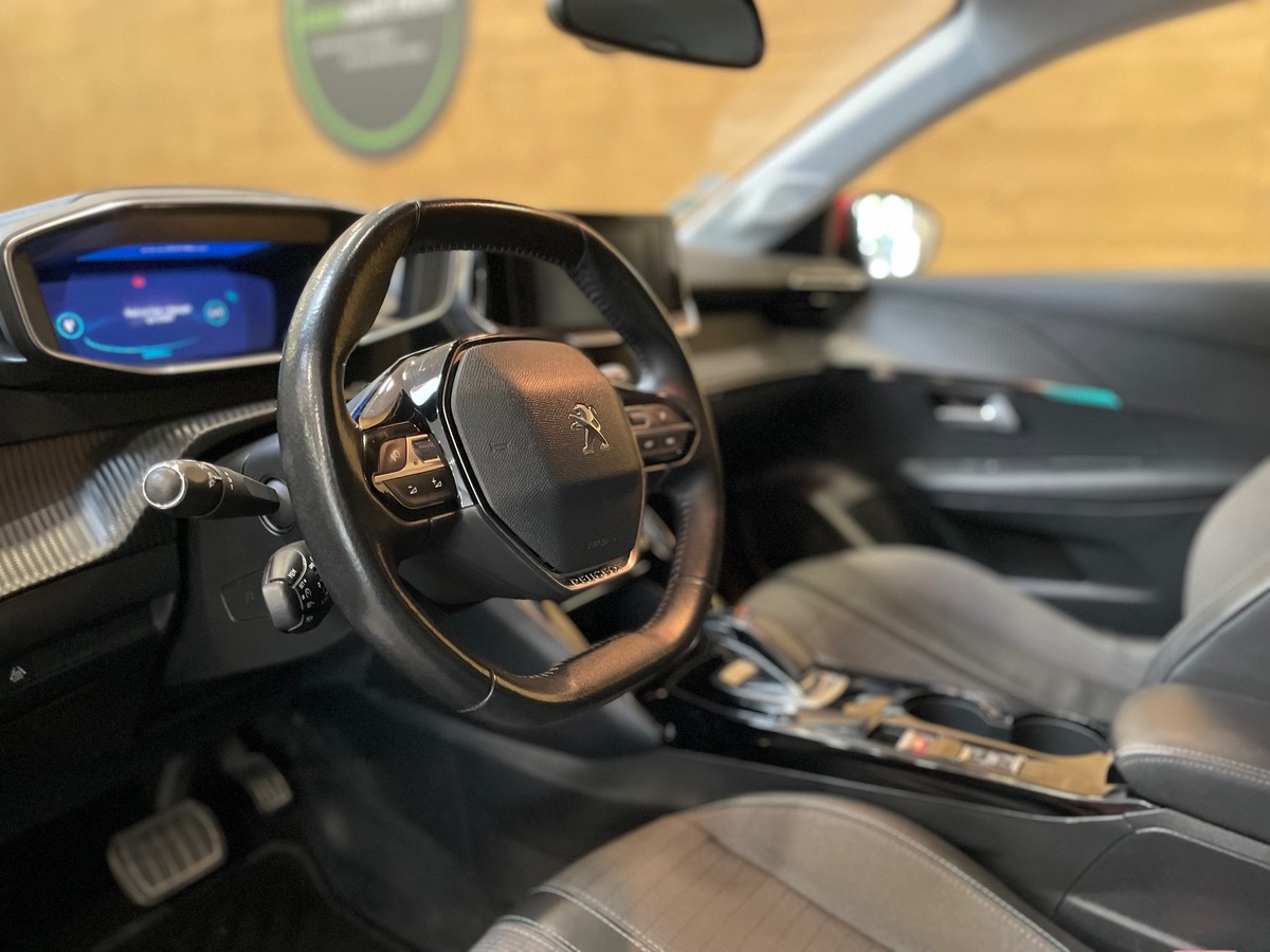 Peugeot 208 e-208 136ch Allure Pack