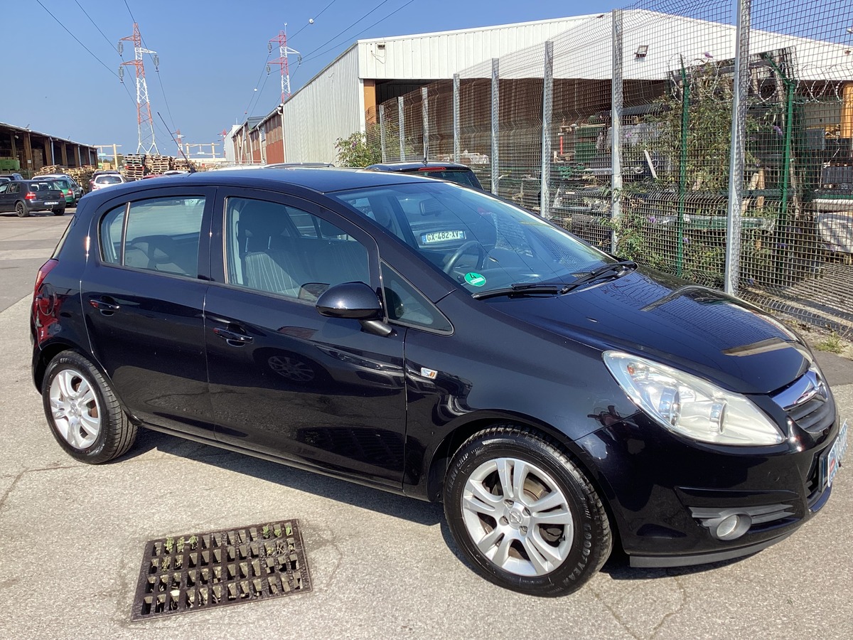 Opel Corsa 1.4 ACTIVE