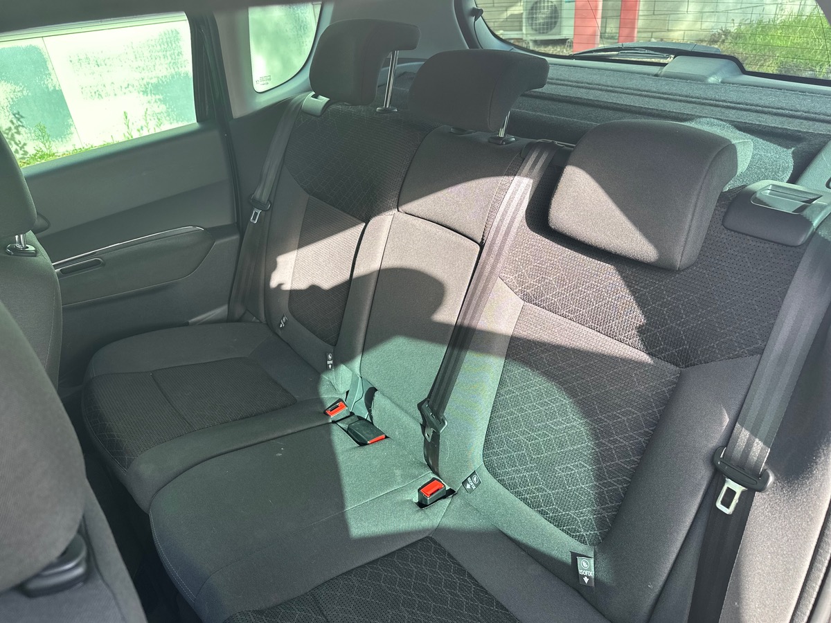 Peugeot 3008 1.6 HDI 120 CV allure 1er main en 4XCBL