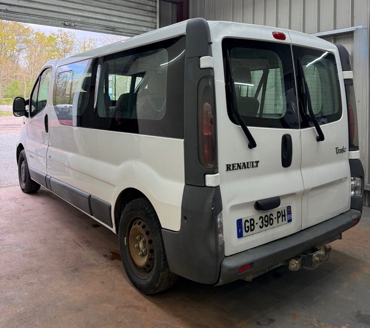 RENAULT Trafic 1.9 dci 100cv 9 places