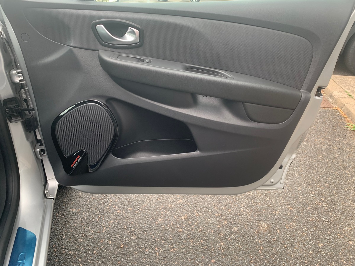 RENAULT Clio IV 90 ch | Limited | Régulateur vitesse | Climatisation | Radar stationnement arriére