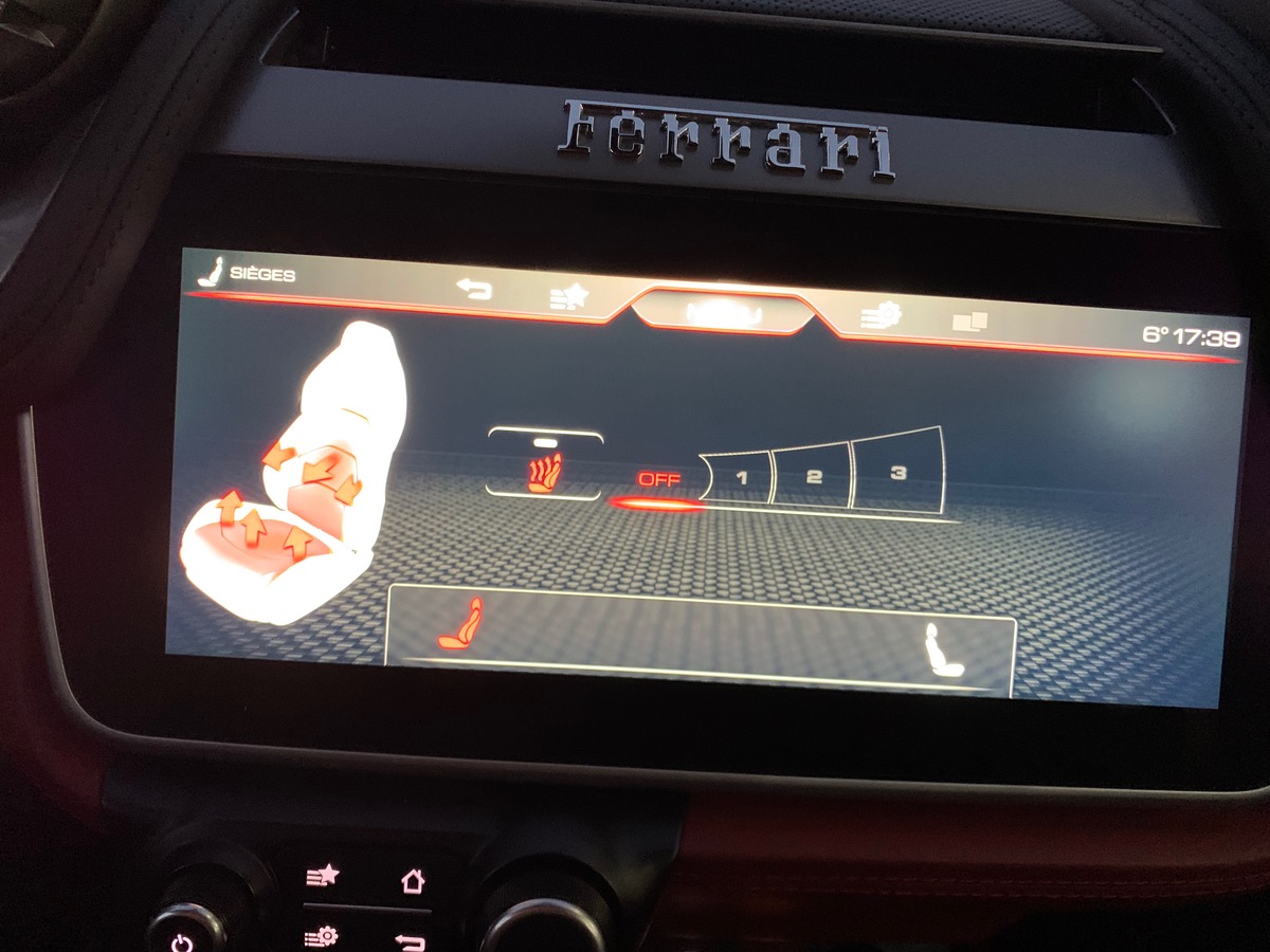 Ferrari GTC4LUSSO T 610 ch | V8 3.9 | Dernière révision constructeur à 22209 kms en 02/2025